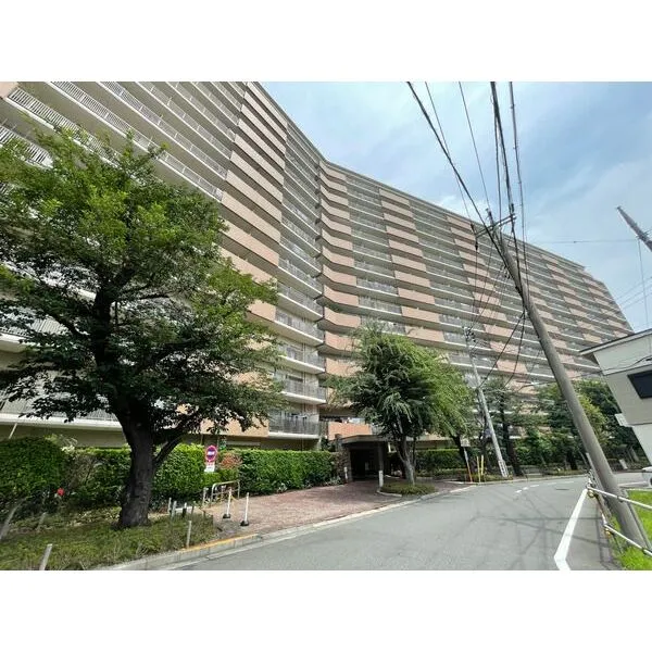 プレイシア 建物外観