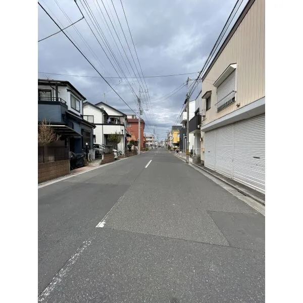 川口市上青木西４丁目 前面道路