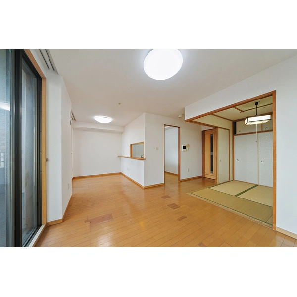 コージースクエア長岡京 LDK約16.5畳+和室4畳