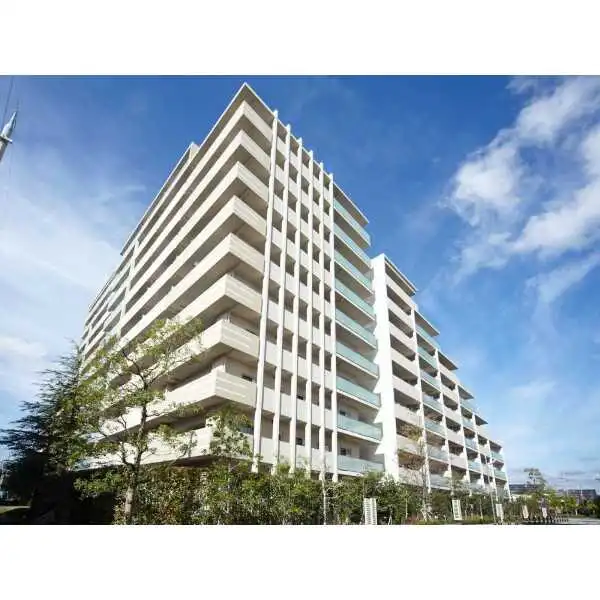 プラウドシティ茨木　Ａｖｅｎｕｅ　Ｃｏｕｒｔ 外観