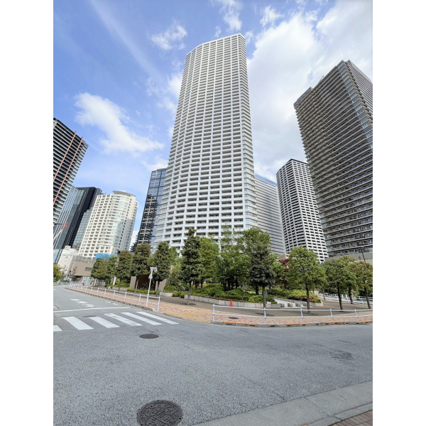 ザ・パークハウス西新宿タワー６０ 外観