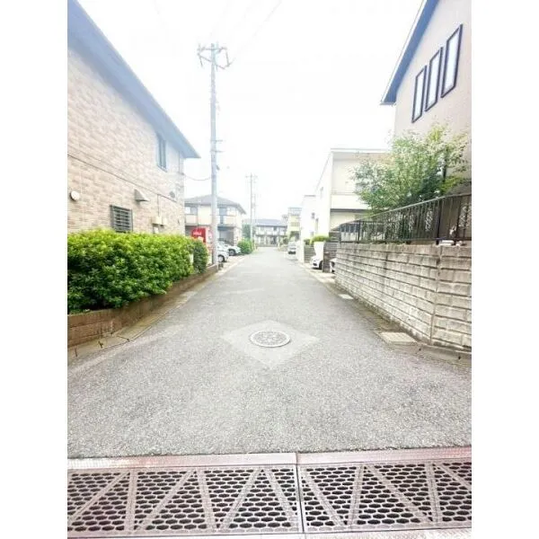 柏市篠籠田 前面道路