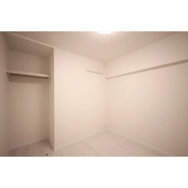 コスモ大島ロイヤルフォルム 納戸（約4.0畳）