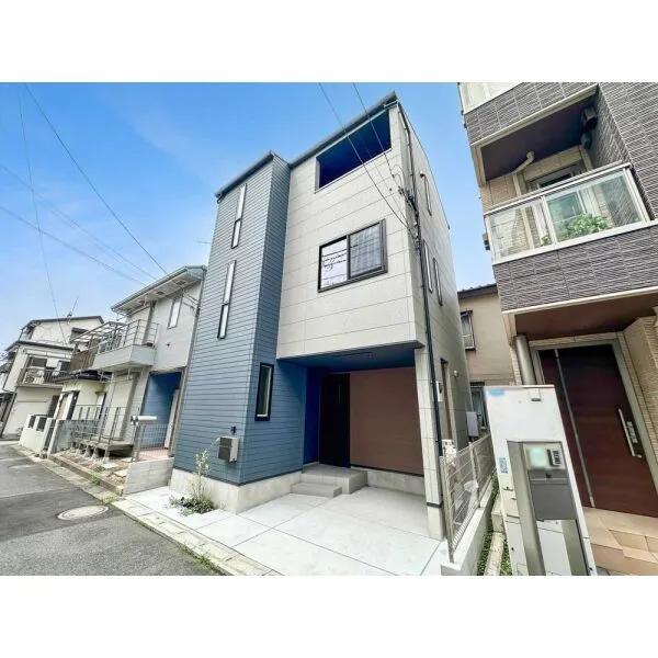 市川市南八幡５丁目 外観：写真中央