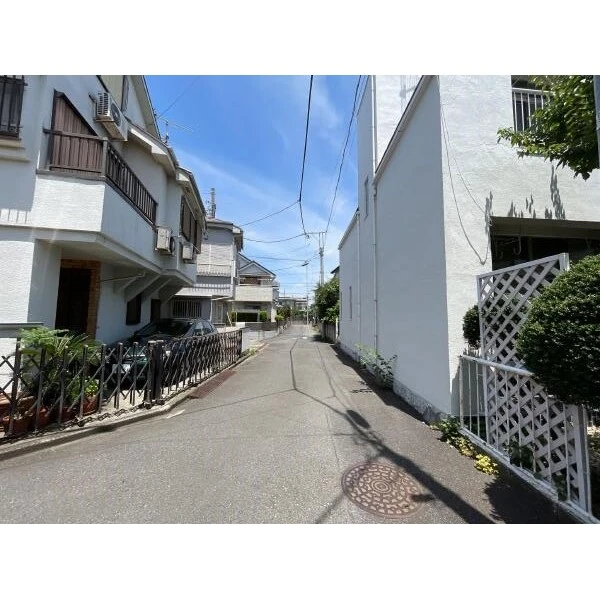 狛江市駒井町１丁目 西側