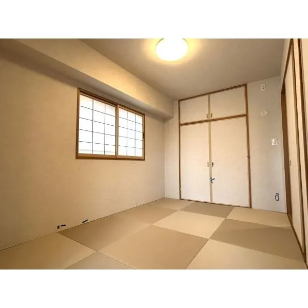 アデニウム和光 約6帖　和室