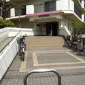 南篠崎スカイハイツB棟のエントランス