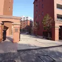 ラコルダ弦巻ガーデンコートのエントランス