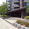 グランドヒルズ一番町のエントランス