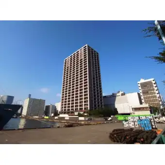 コスモ東京ベイタワーの外観