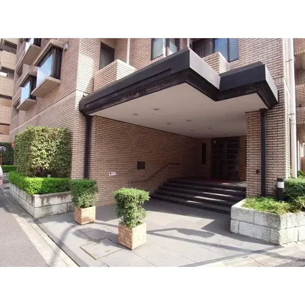 一番町2パークマンションのエントランス