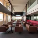 ホール
