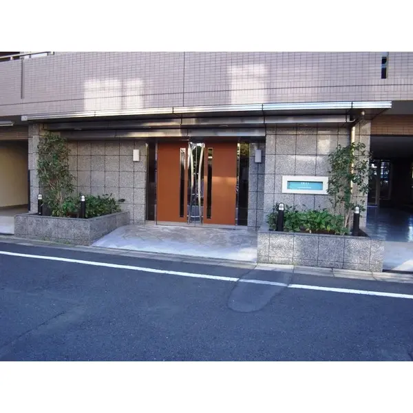 日神デュオステージ仲池上のエントランス