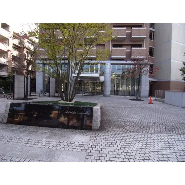 パークシティ弦巻サウスレジデンスのエントランス