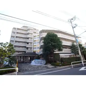 アールヴェール哲学堂の外観