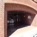 ビラカーサ五番町のエントランス