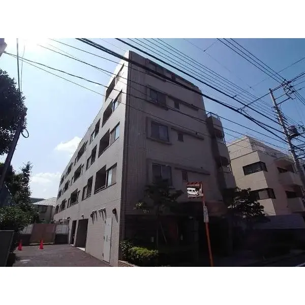 アビテ市ヶ谷納戸町の外観