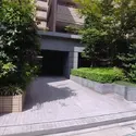 ホーマット三番町のエントランス