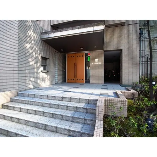 ベルザ大崎のエントランス