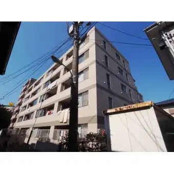 ワールドパレス南大井プレイシズの外観