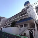 秀和富士見町レジデンスのエントランス