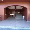 パレロワイヤル六番町のエントランス