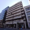 朝日六番町マンションの外観