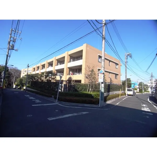 グランシュテル杉並善福寺川公園の外観