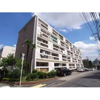 中銀東山マンシオンの外観