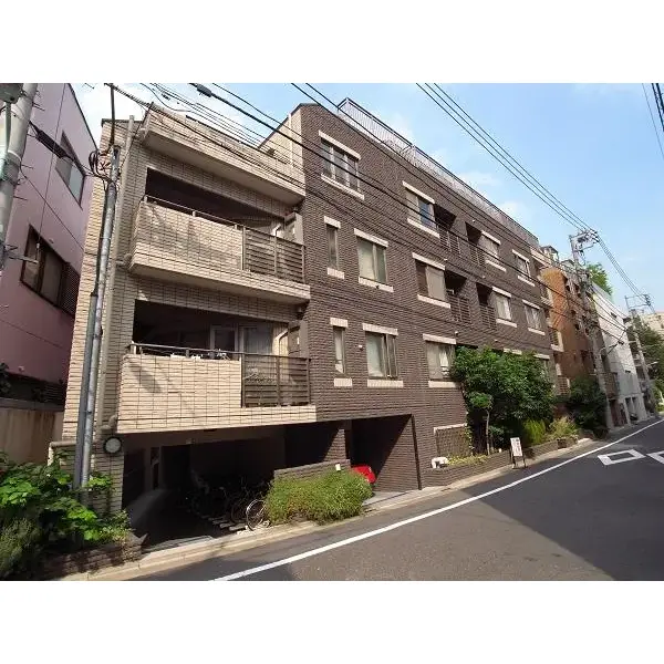 カーサフェリス代々木上原の外観