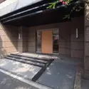 コスモ参宮橋パークビューのエントランス