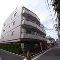 グランジュール明大前の外観
