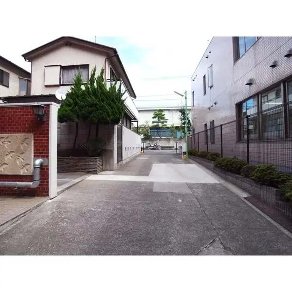 トーア明大前マンションのその他（外観、エントランス、前面の通り等）