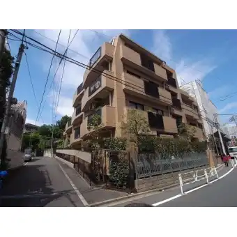 フローレンスパレス元代々木の外観