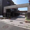 ライオンズマンション元代々木グランフォートのエントランス