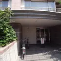 藤和シティホームズ初台のエントランス