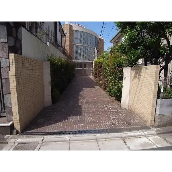Jハウス梅ヶ丘の外観