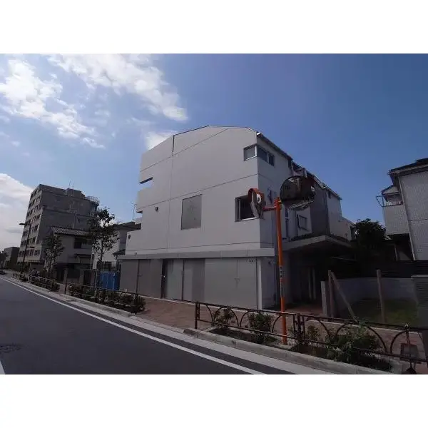 ROXIのその他(外観、エントランス、前面の通り等)