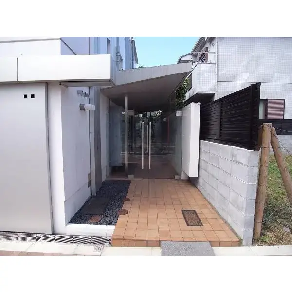 ROXIのエントランス