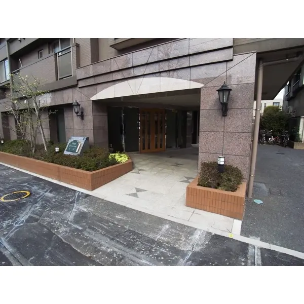 日神パレステージ船堀のエントランス