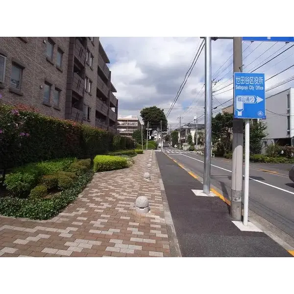 グローリオ経堂宮坂のその他（外観、エントランス、前面の通り等）