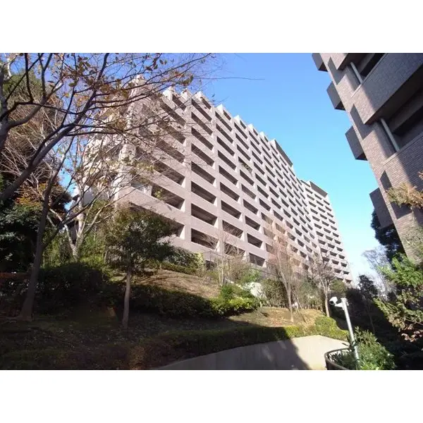 ヒルズ久が原参番館の外観