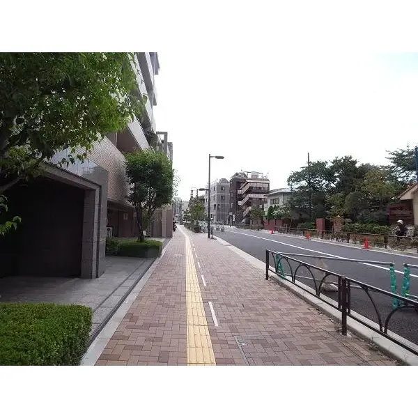 コスモ世田谷のその他(外観、エントランス、前面の通り等)