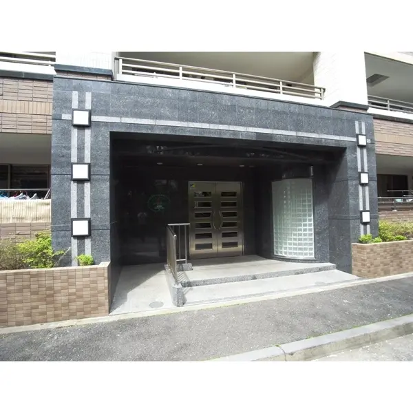 南葛西グリーンホームズ5のエントランス