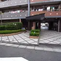 ヒルズ西葛西のエントランス