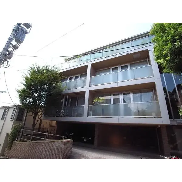 パレ元代々木の外観