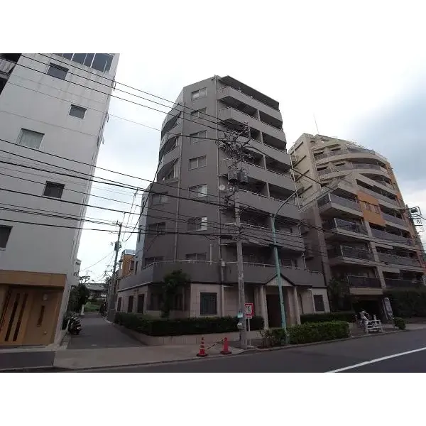 ルモンド代々木上原の外観