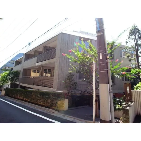 市谷逢坂ハウスのその他（外観、エントランス、前面の通り等）