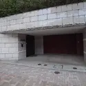 ザ・ドチェスター南麻布のエントランス