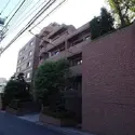 ディアナガーデン麻布のエントランス